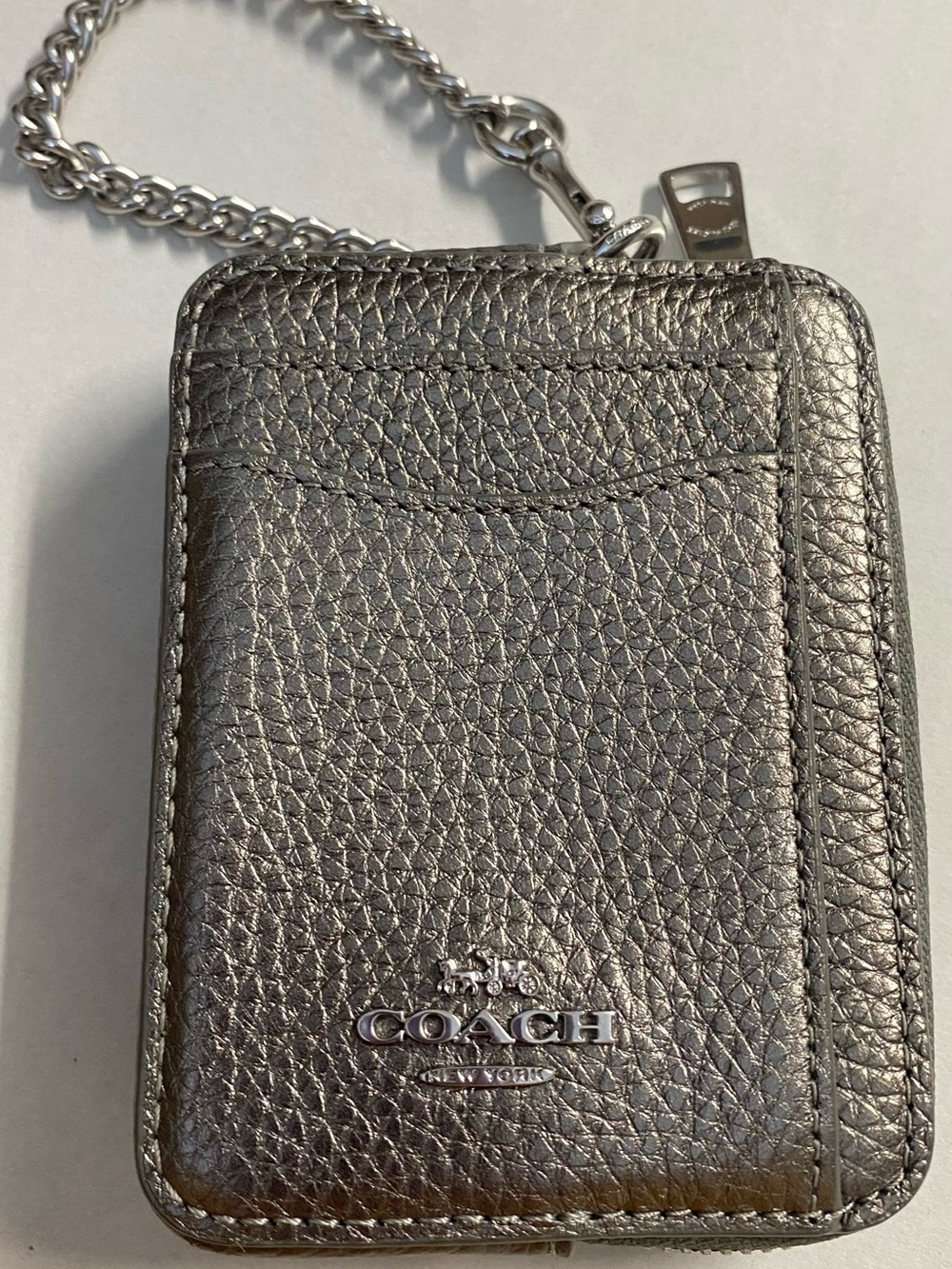 Coach Metallic Silver Pebbled Leather Card Case Wallet with Chain NWOT